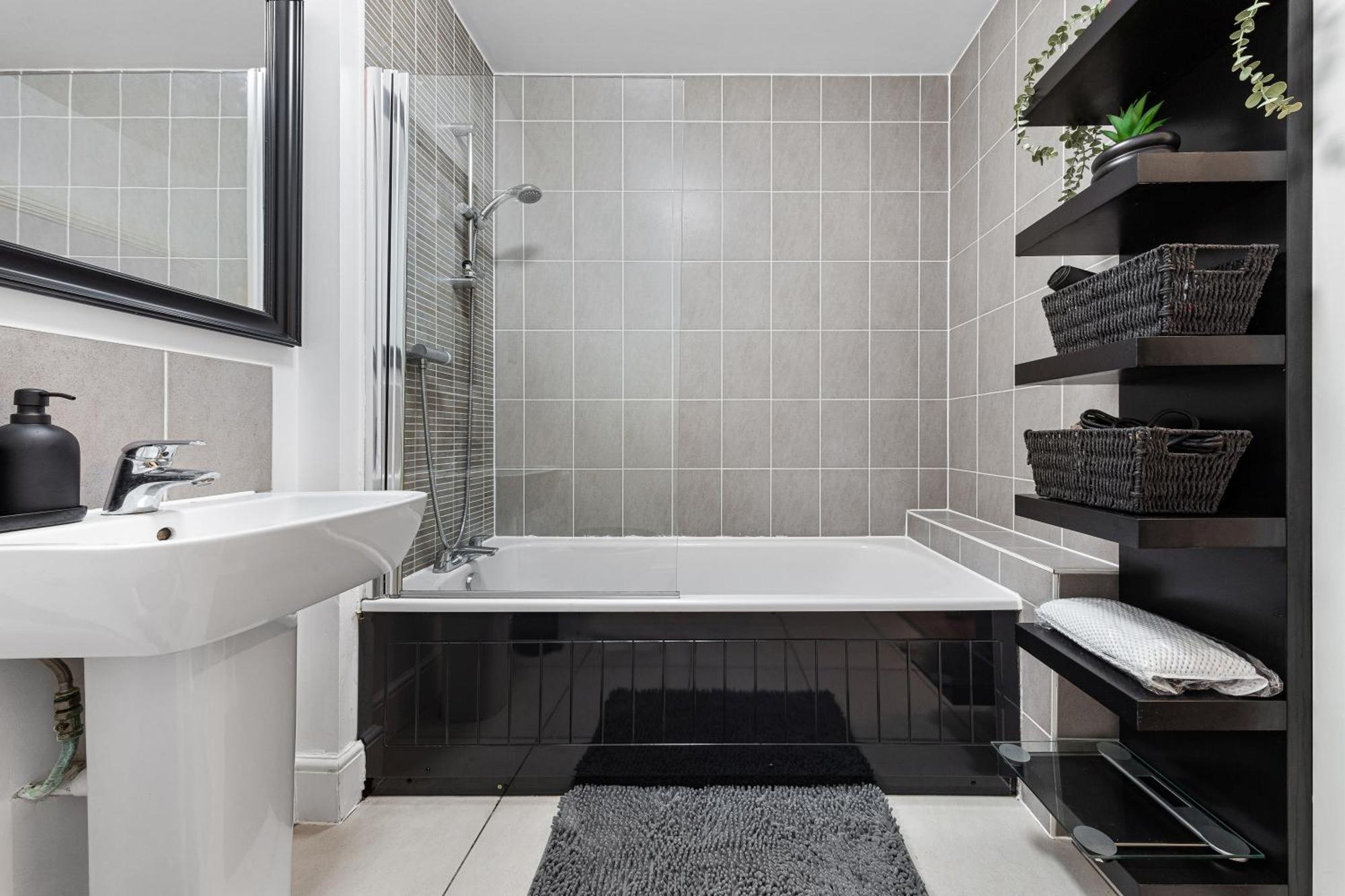 Appartamento Modern 2 Bedroom In Uxbridge Free Parking