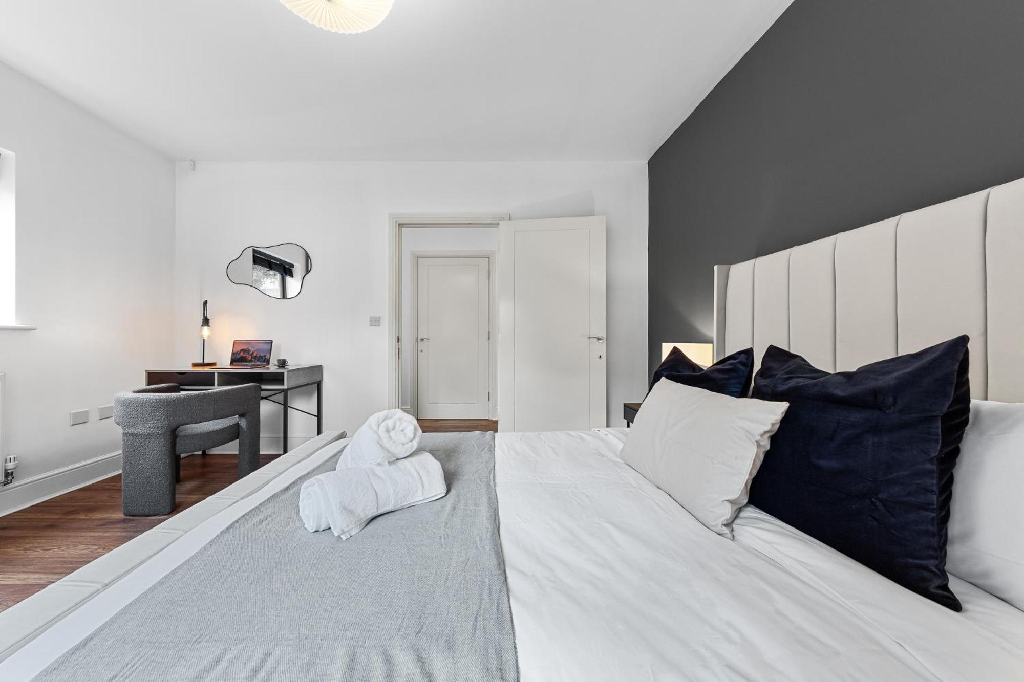 Modern 2 Bedroom In Uxbridge Free Parking Londra