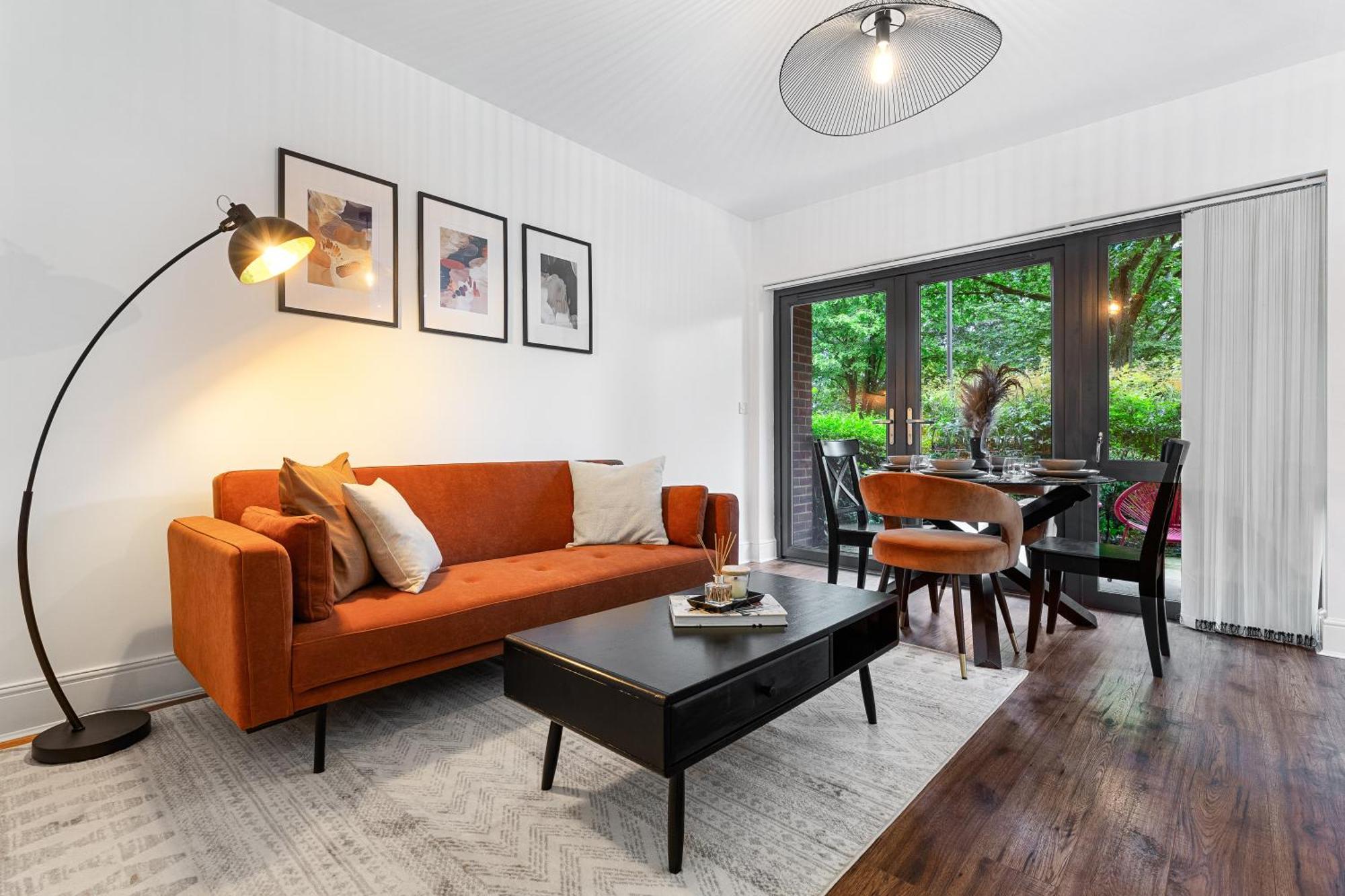 Modern 2 Bedroom In Uxbridge Free Parking Appartamento